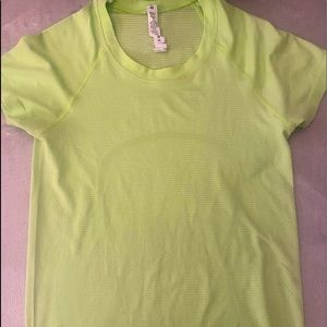 Lululemon Swiftly Tech 2.0 Top